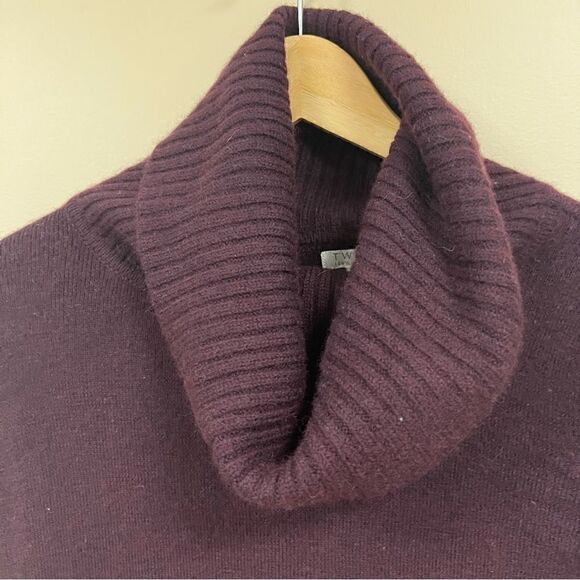 - Tweeds Eggplant color Marino wool cowl neck sweater S - Picture 3 of 6